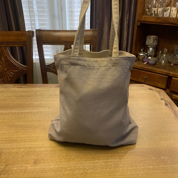 Authentic Louis Vuitton  Foundation Gray Canvas Tote - Picture 3 of 11